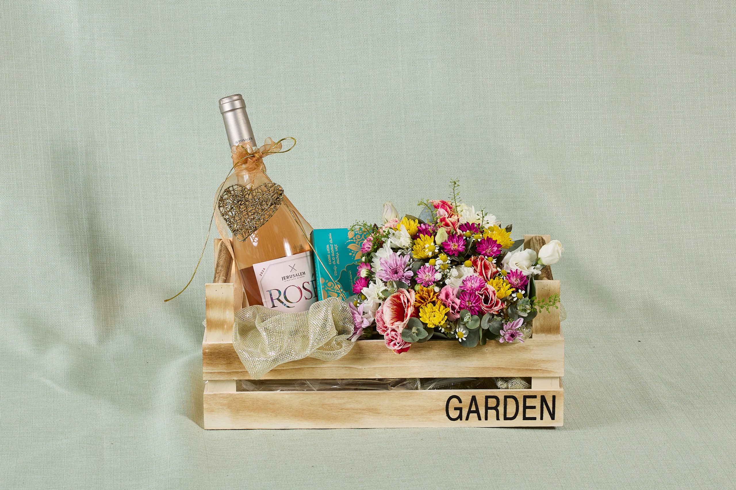 מארז זר שוקולד ויין